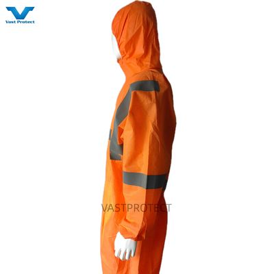 CE Type 5 6 Certified USA PPE одноразовые SMS 56GSM Оранжевые комбинезоны с отражающей лентой