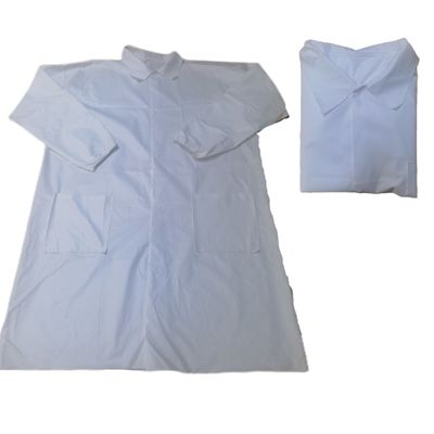 Нетканое одноразовое белое пальто с закрывающейся кнопкой S-2XL