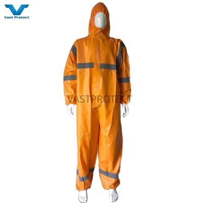 Легкие 50GSM-70GSM микропористые одноразовые оранжевые комбинезоны с отражающей лентой